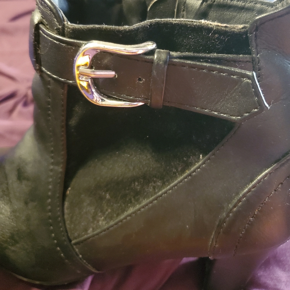 Heeled Booties - Picture 3 of 4